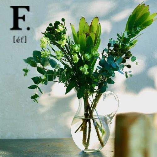F 美登利の花の定期便で届く花